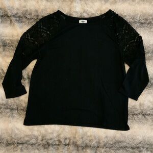 Women’s Old Navy Black Lace Sleeve Top